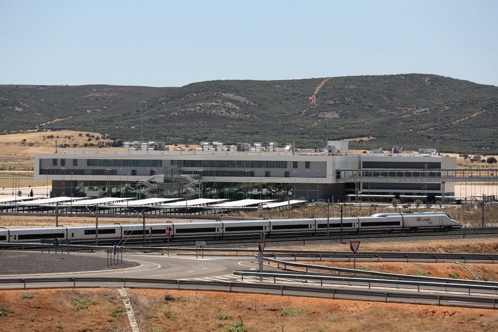 Economic Crisis Forces Mothballing Of Cuidad Real International Airport | Vezess