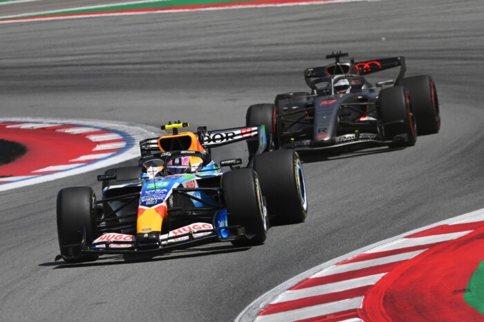 Kitalálni se lehet olyat, amitől kiesett az F1-pilóta 2 Kitalálni se lehet olyat, amitől kiesett az F1-pilóta 2