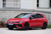 Ennyit fogyaszt a V8, ha rendesen rúgod 1 Ennyit fogyaszt a V8, ha rendesen rúgod 1