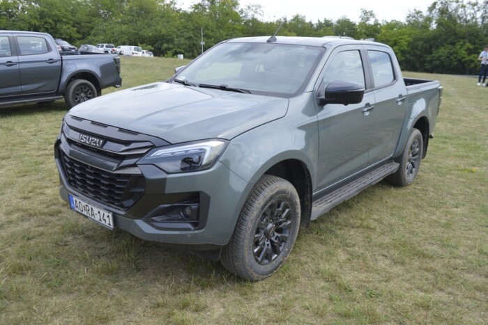 Már a hazai erdőket rója az Isuzu újdonsága 9