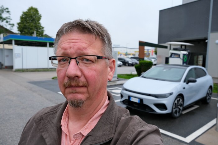 Kiváló alapok, bosszantó részletek, megszerettem ezt az idegesítő Kínai autót 21 Kiváló alapok, bosszantó részletek, megszerettem ezt az idegesítő Kínai autót 21