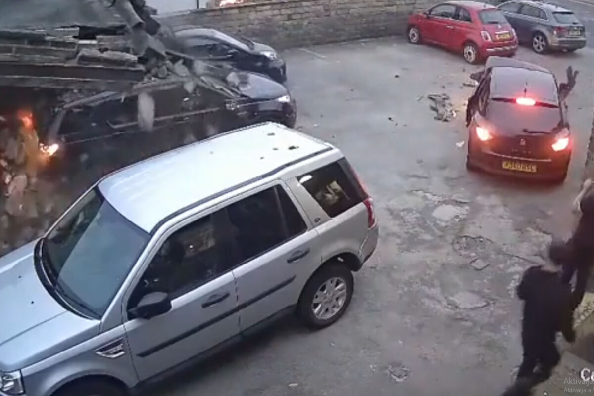 Sokkoló felvétel: padlógázzal hajtott épületbe egy autós, a balhé csak ezután kezdődött
