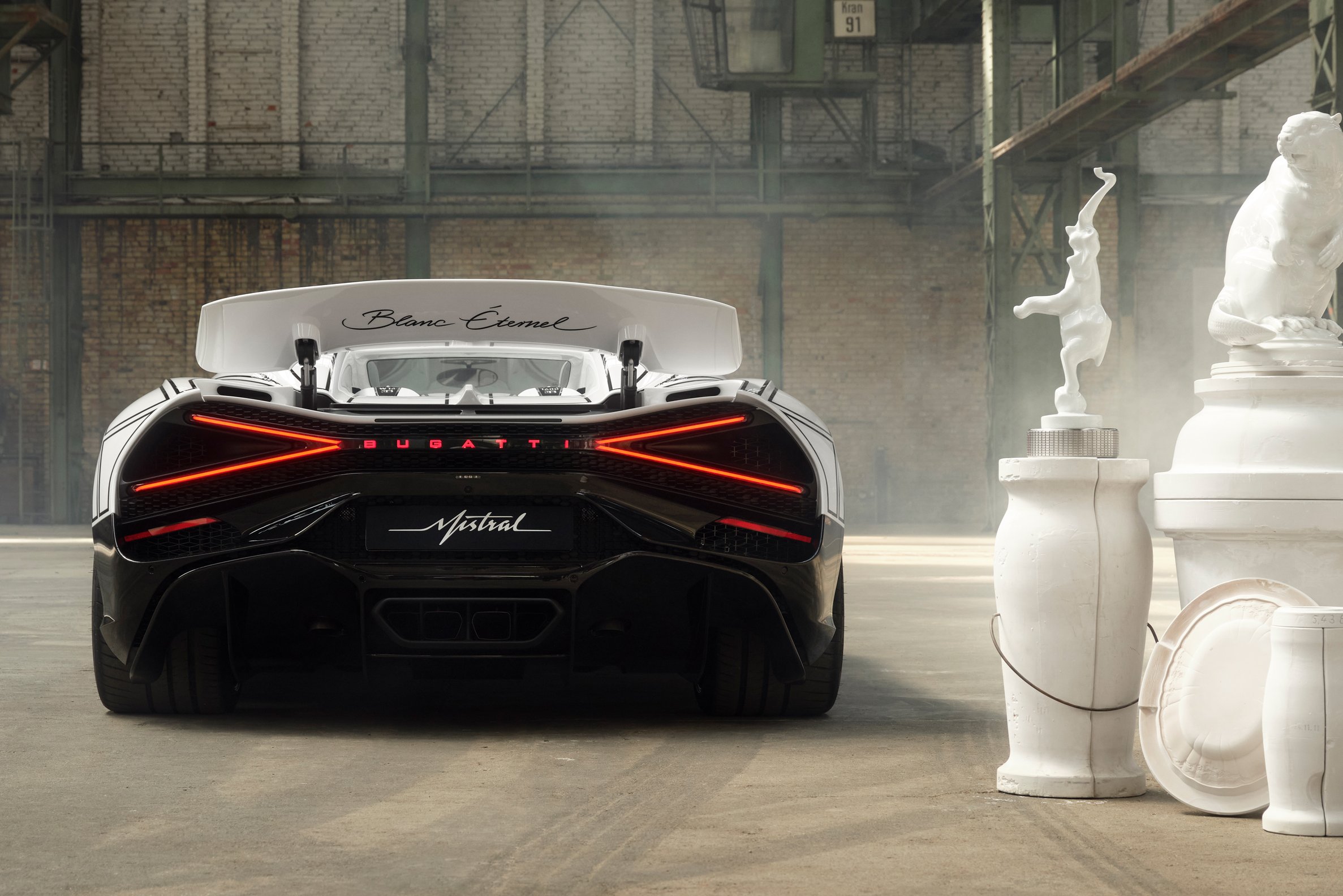 05-bugatti-sur-mesure-kpm | Vezess