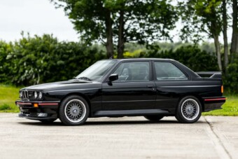170 milliót ért ez a nagyon ritka, és brutálisan jó állapotú 36 éves BMW