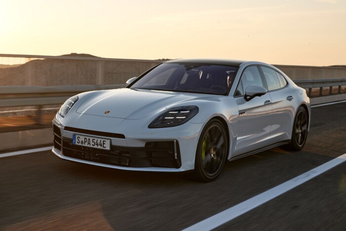 Komoly gondot okoz az elektromosság a Porschénak 8