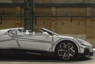 Lovas autót épített a Bugatti, már megint 8 Lovas autót épített a Bugatti, már megint 8