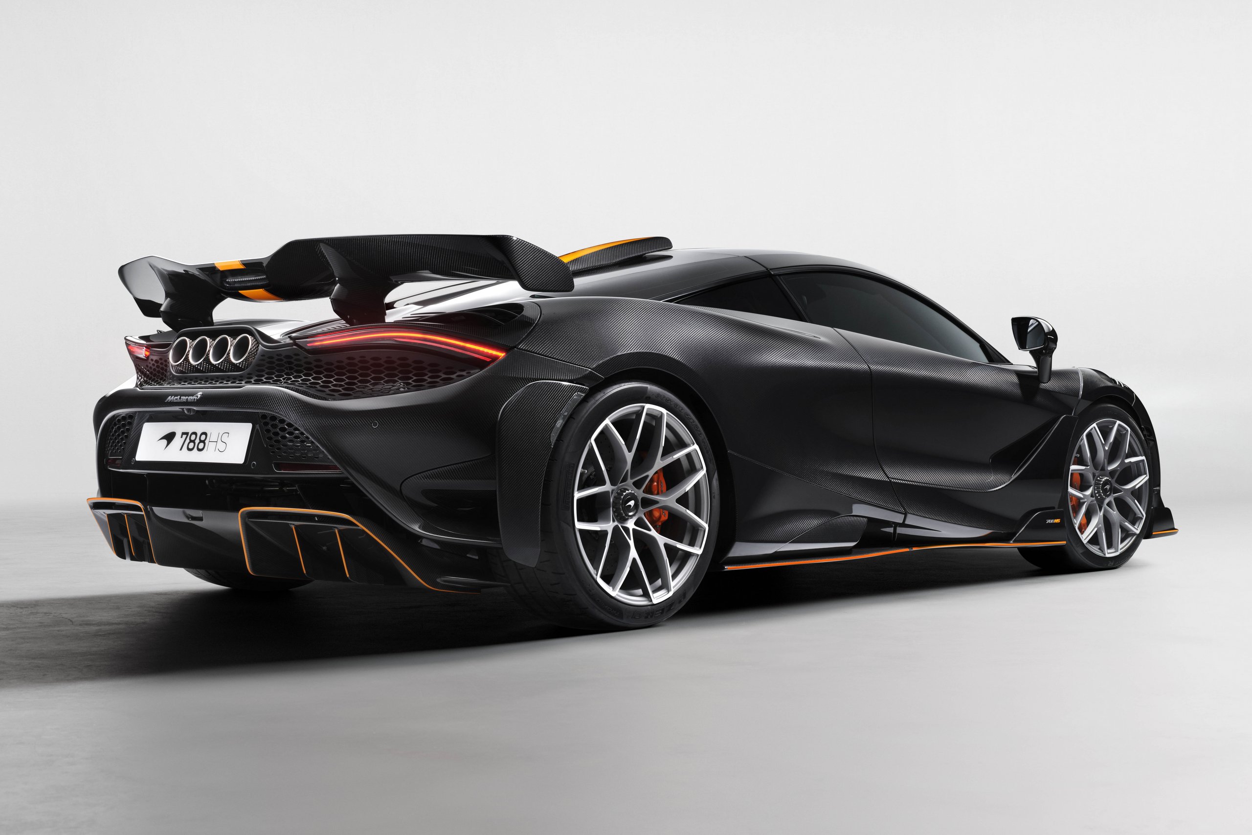 18152-ns-mclaren-788hs-shot02-final | Vezess