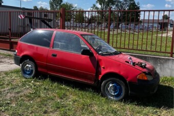 Véresnyakú magyar Suzuki eladó a sufnituning poklából