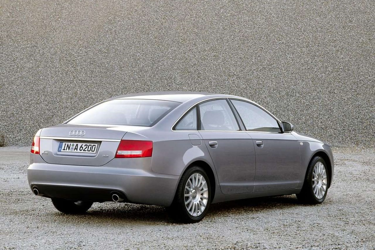 audi-a6_3-2-2005-1280-3de265f35395e3b7e40e6c5c70133c205e | Vezess