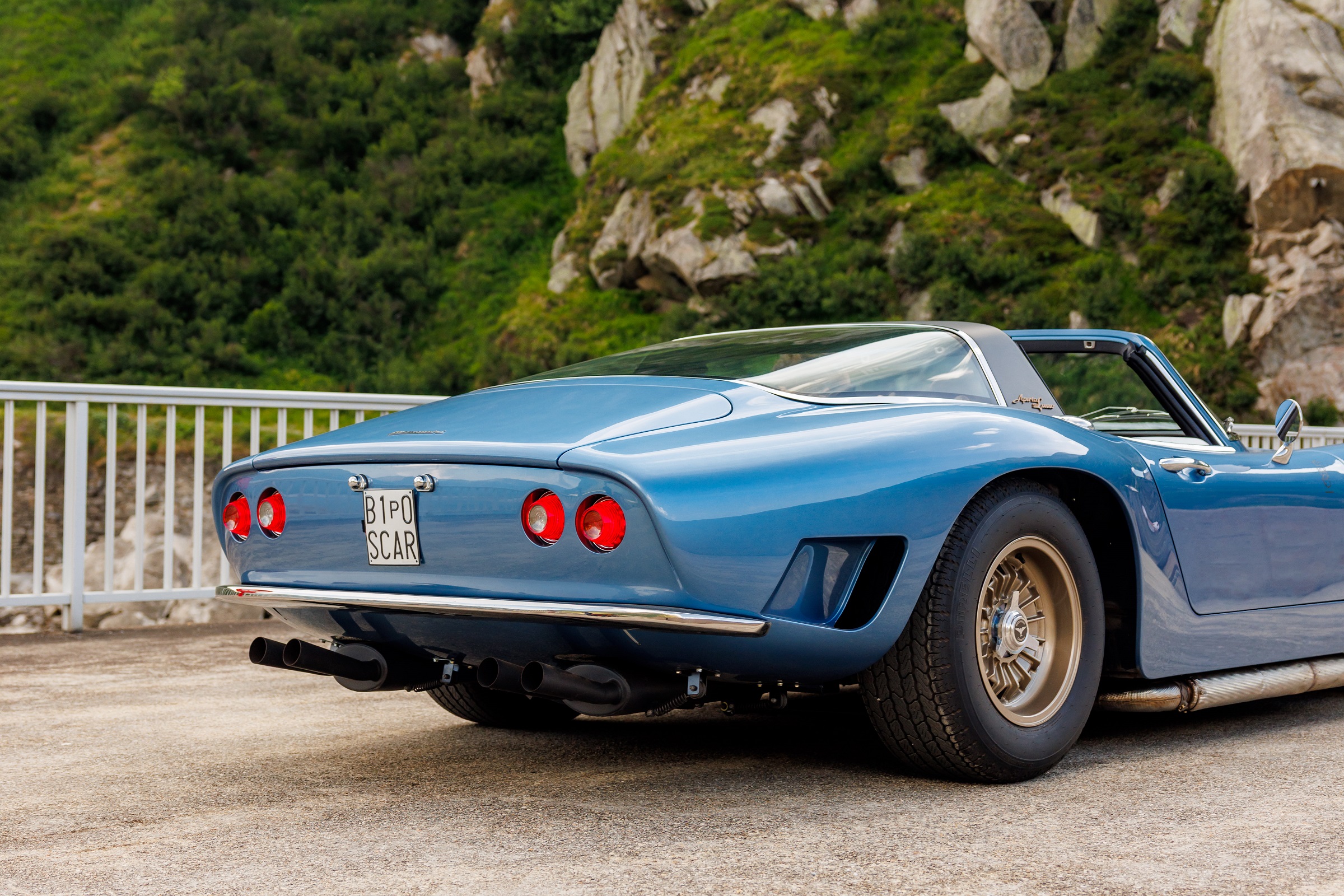 bizzarrini-aperta-lusso-9 | Vezess