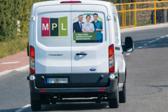 Újabb posta autót kaptak gyorshajtáson
