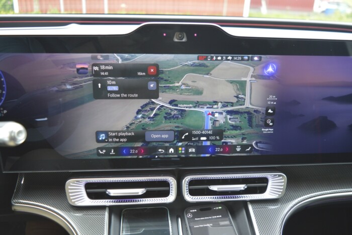Igazi Mercedes az elektromos C-osztály 9