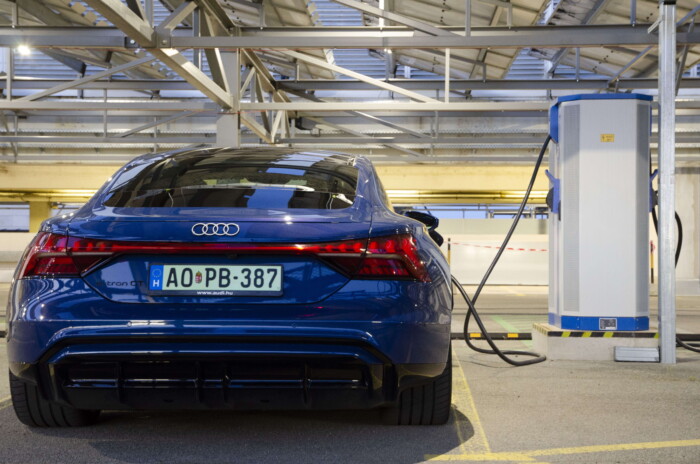 Ennél az Audinál csak egy Porsche jobb 15