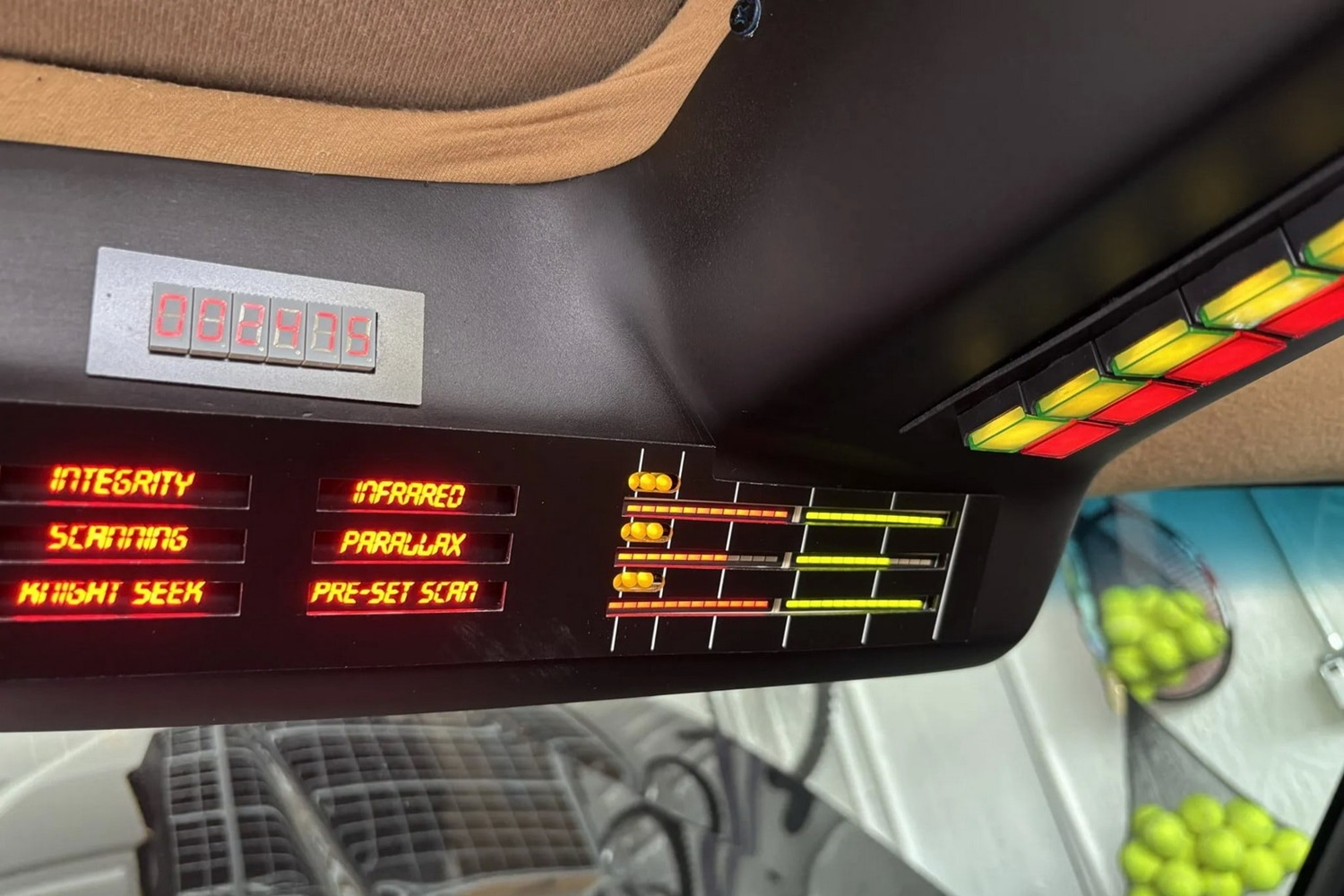 florida-man-parts-ways-with-kitt-as-talking-trans-am-fetches-65000_6 | Vezess