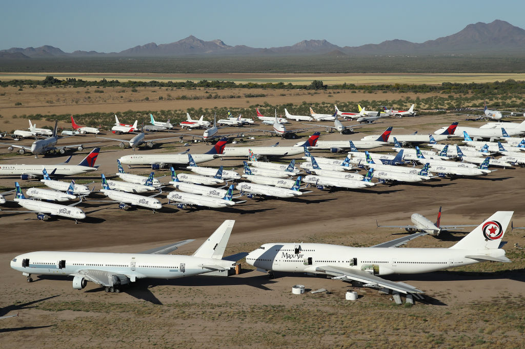 Commercial Airlines Park Dormant Planes At Pinal Airpark Outside Of Tucson Arizona | Vezess