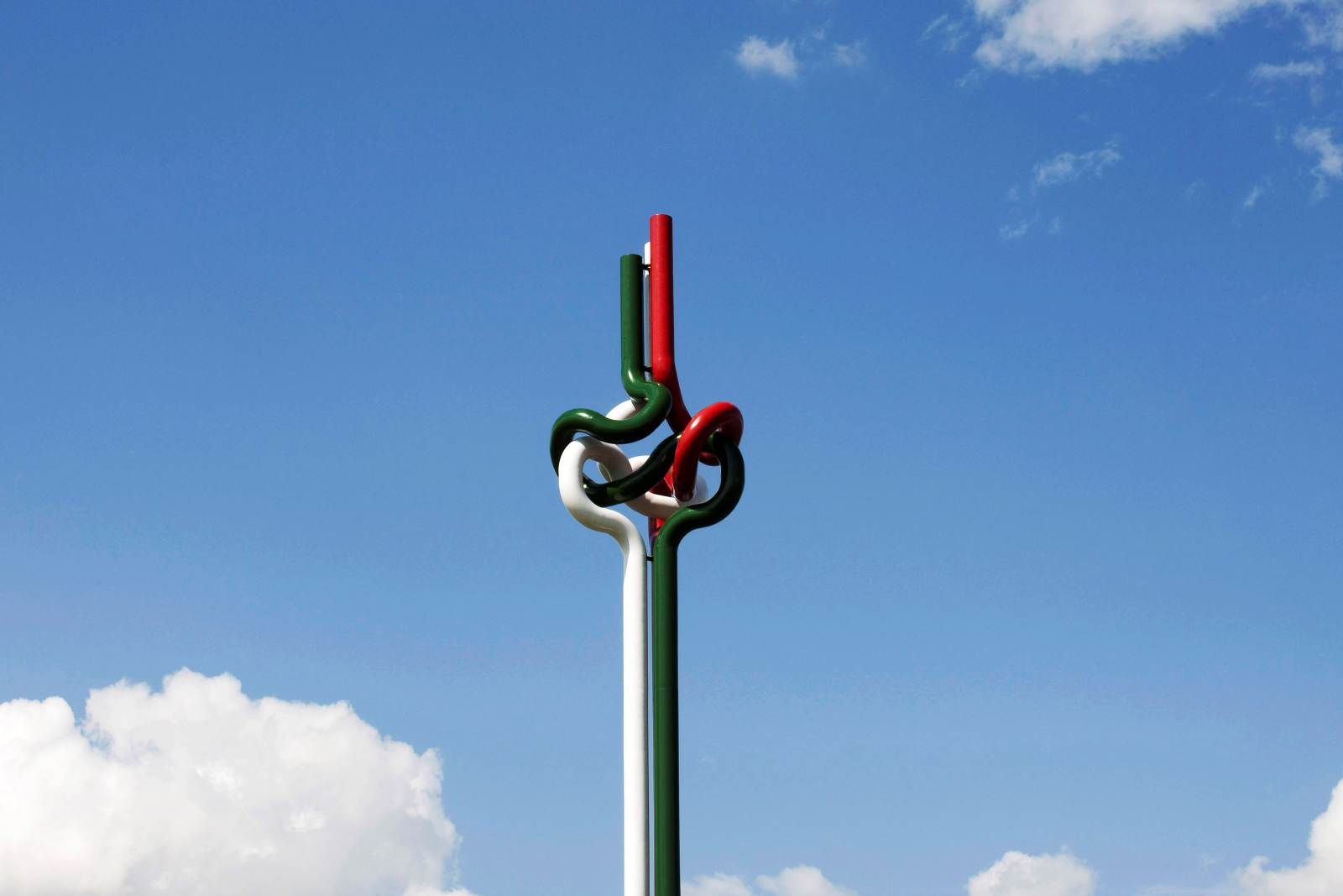 Hungarian Sculpture Hungaroring 2009 Hungarian Grand Prix | Vezess