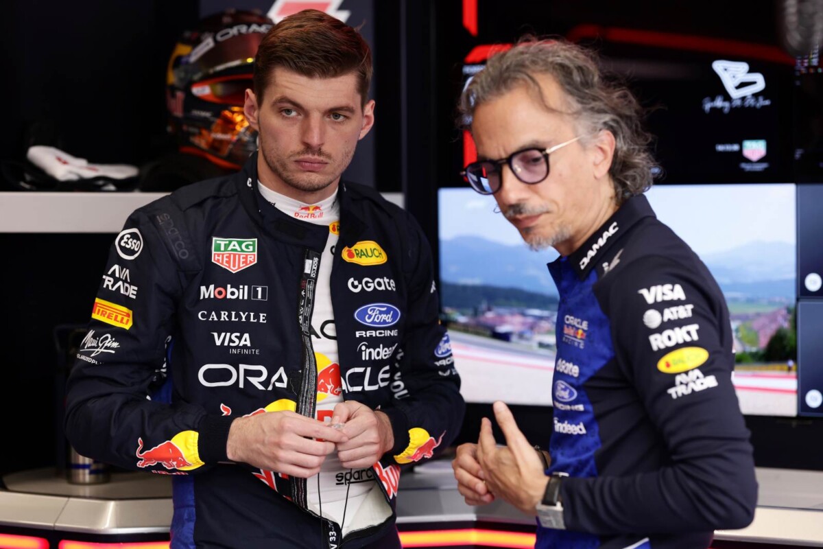 Sorban állnak a pilóták Verstappen üléséért