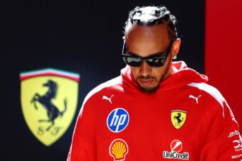Tisztázódott Hamilton Forma-1-es jövője