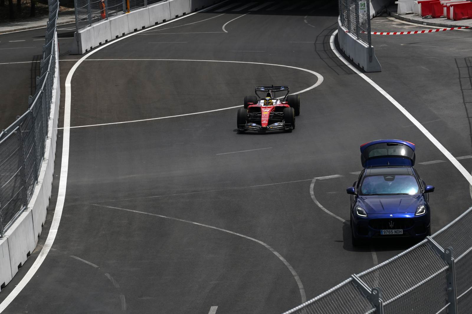 Scuderia Ferrari HP Testing at Madring | Vezess