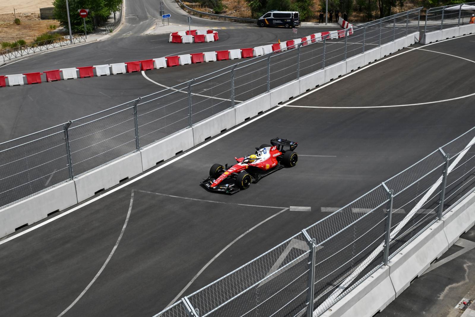 Scuderia Ferrari HP Testing at Madring | Vezess