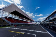 Ijesztő balesettel indult a magyar F1-hétvége 2 Ijesztő balesettel indult a magyar F1-hétvége 2