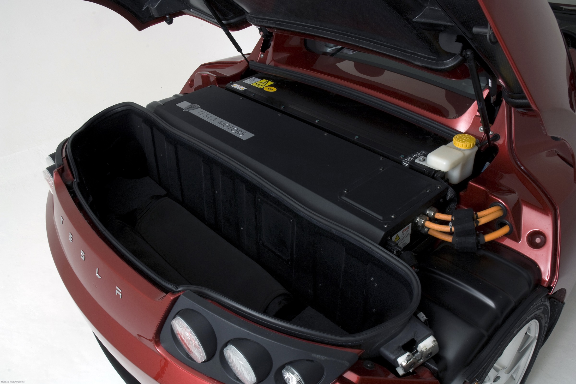 2010 Tesla Roadster | Vezess