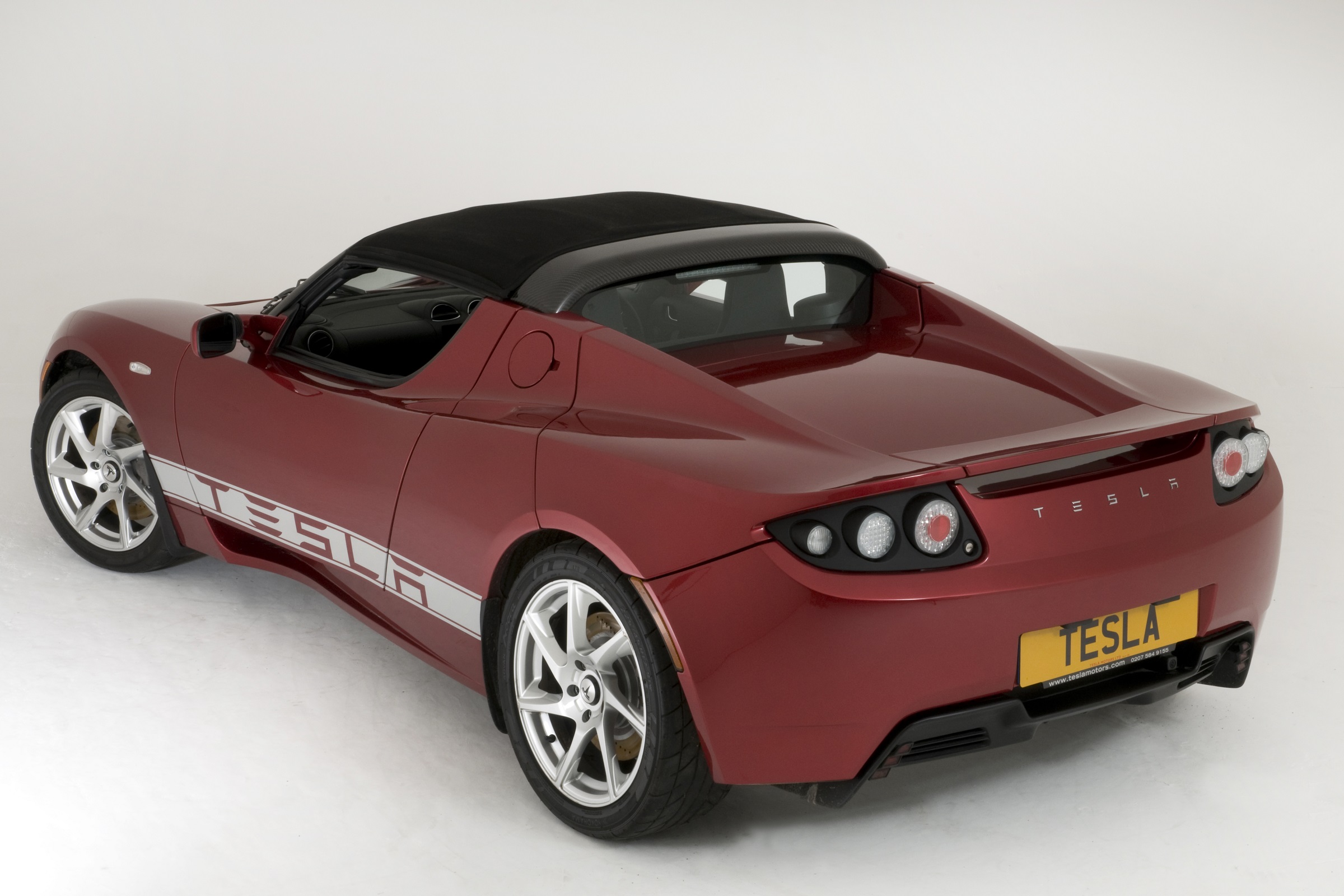2010 Tesla Roadster | Vezess