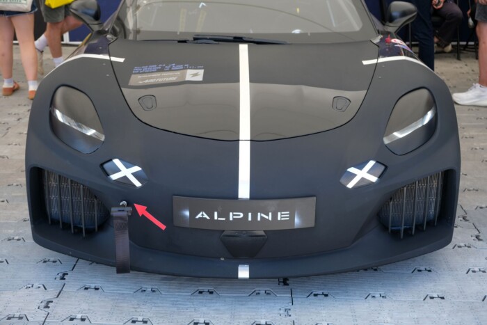 Az Alpine elnyomná a benzinkorszak összes zaját 9