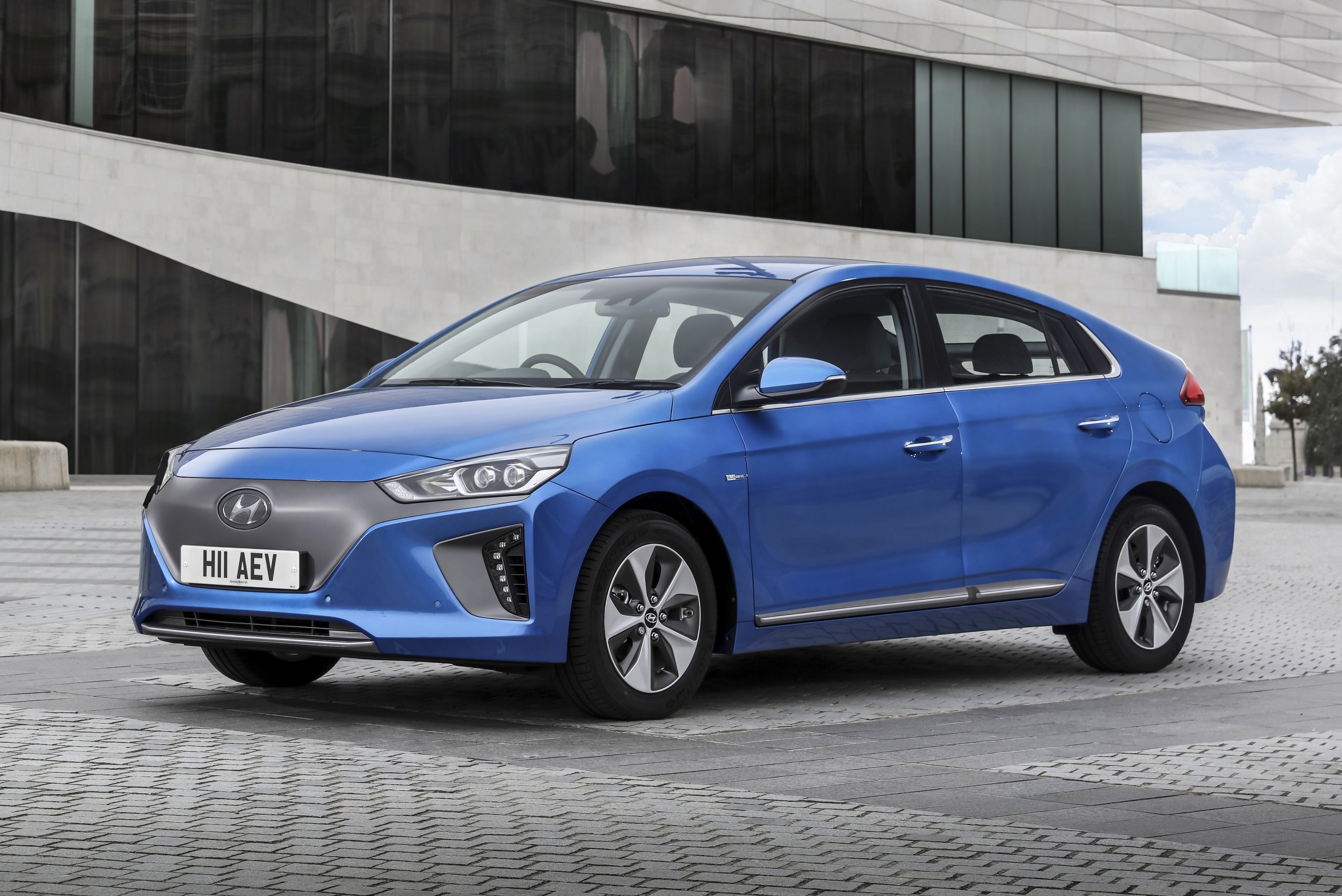 hyundai_ioniq_ev | Vezess