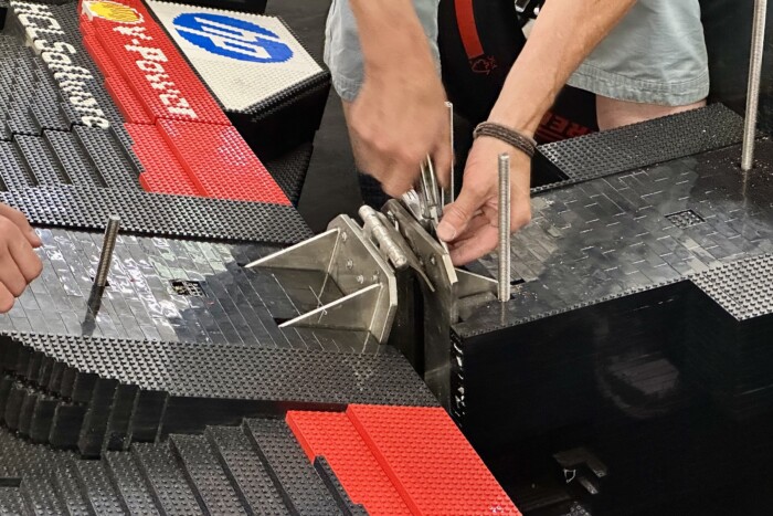 Megérkezett az idei első F1-autó Budapestre 9 Megérkezett az idei első F1-autó Budapestre 9