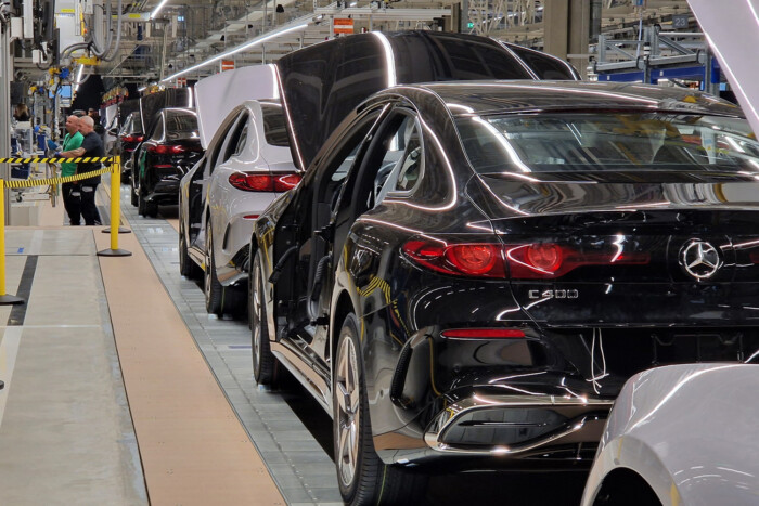 Magyarországra kerül a Mercedes új, különleges modellje 9