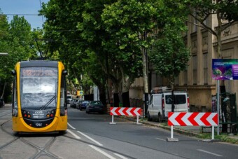Forgalmas pesti utcában változik a közlekedés, itt az új forgalmi rend