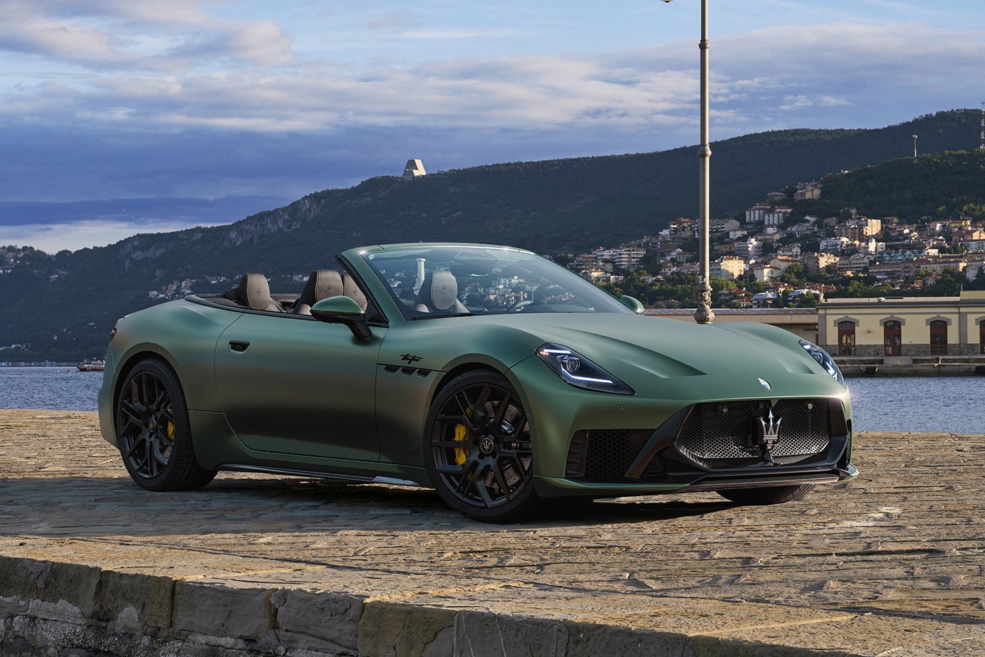 new-maserati-grancabrio1 | Vezess
