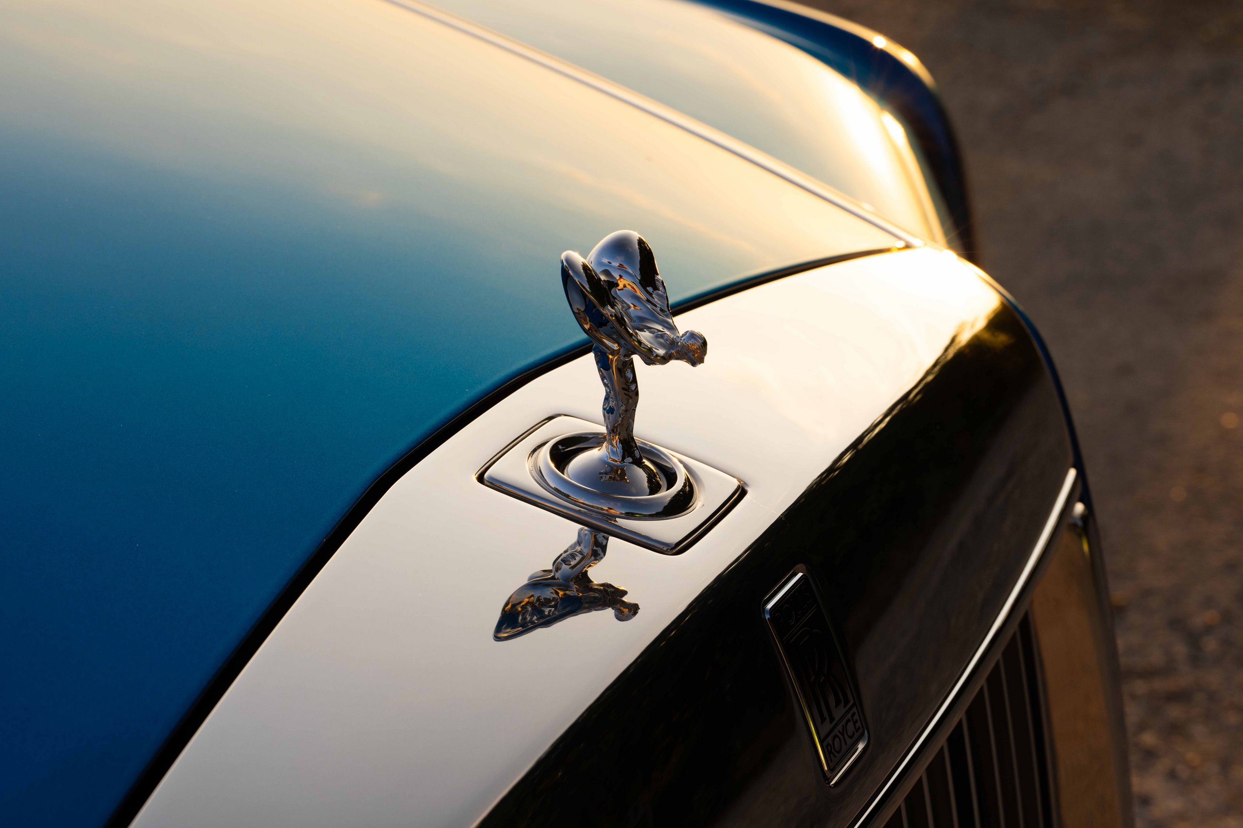 p90648607_highres_rolls-royce-presents | Vezess