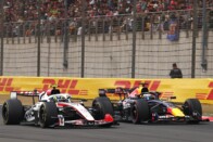 Ártanak a Ferrari-pilótának Hamilton sikerei 1 Ártanak a Ferrari-pilótának Hamilton sikerei 1