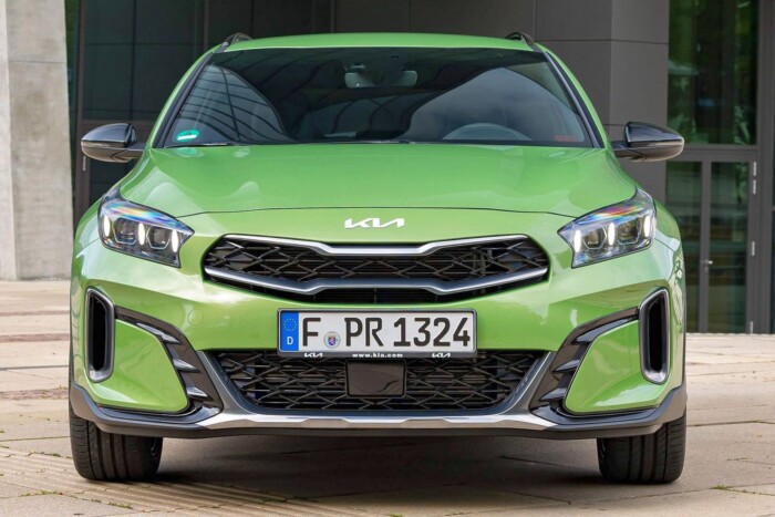 Nahát, kedves Kia XCeed és Niro, mi történt az arcotokkal? 12