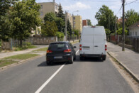 Lehet póló nélkül vezetni, vagy büntetés jár érte? 2 Lehet póló nélkül vezetni, vagy büntetés jár érte? 2