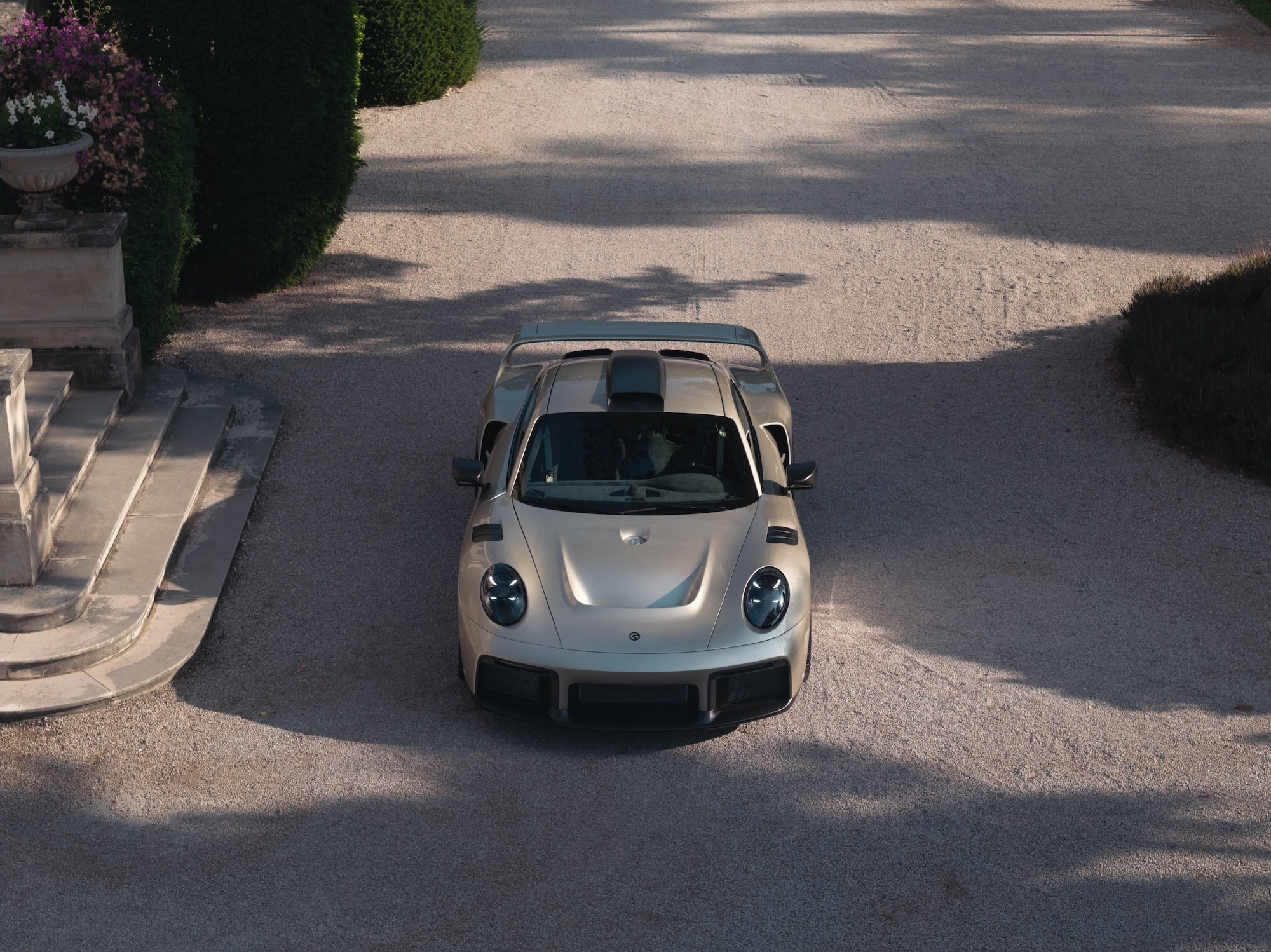 830 lóerős szörnyet faragtak a Porsche 911-ből, közel 300 millió csak az átépítés 1 830 lóerős szörnyet faragtak a Porsche 911-ből, közel 300 millió csak az átépítés 1