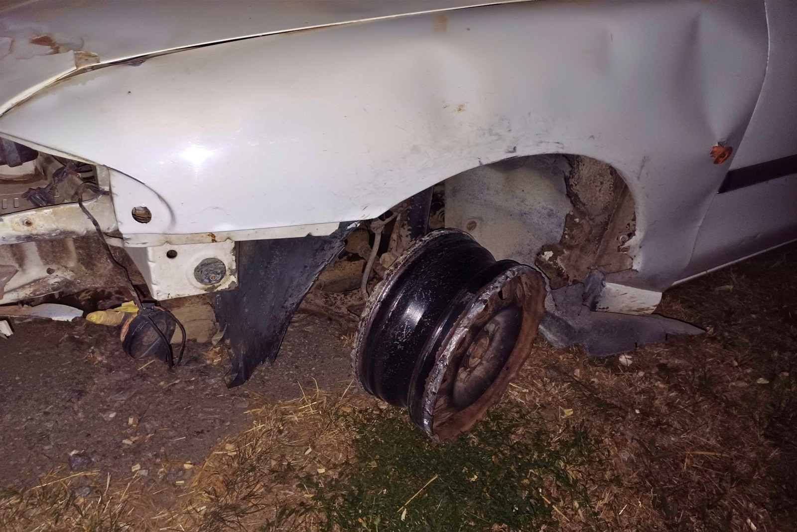 A rendőrök is csak néztek, felnin menekült a somogyi autós