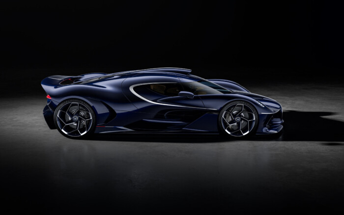 Lovas autót épített a Bugatti, már megint 6 Lovas autót épített a Bugatti, már megint 6