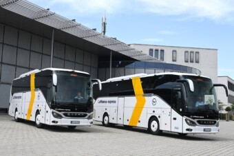A repüléshez is köze van ezeknek a buszoknak