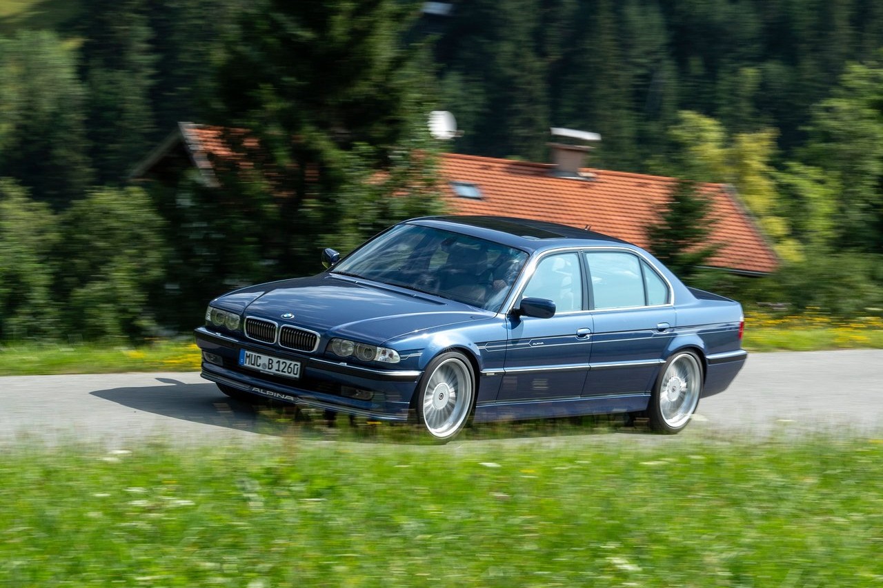 alpina-bmw_b12_6-0_e38-2000-1280-4132315b75812e90f47a5e1f80dfc73629 | Vezess