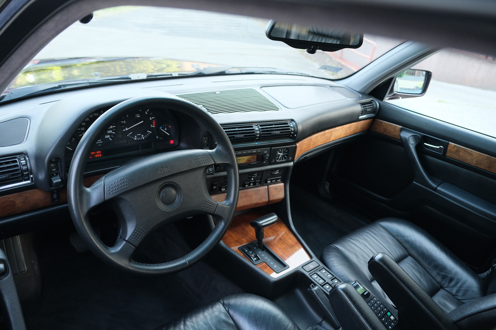 bmw_7_e32_1986_1994-73 | Vezess