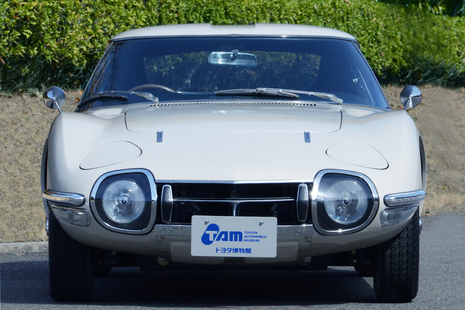 c_2000gt_001_s_2 | Vezess