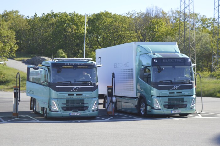 Zéró emisszió, maximális erő: Ilyen a Volvo csendes óriása 7 Zéró emisszió, maximális erő: Ilyen a Volvo csendes óriása 7
