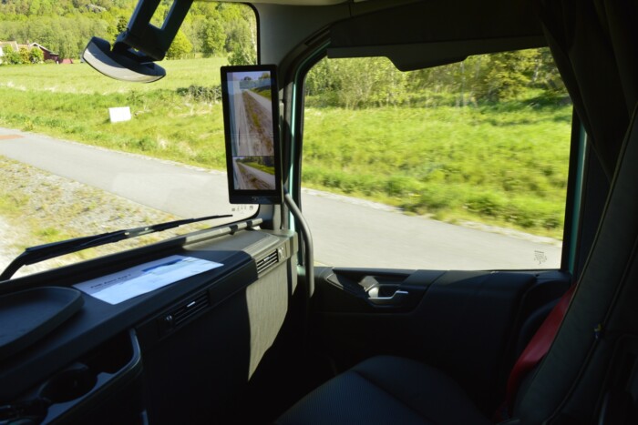 Zéró emisszió, maximális erő: Ilyen a Volvo csendes óriása 13 Zéró emisszió, maximális erő: Ilyen a Volvo csendes óriása 13
