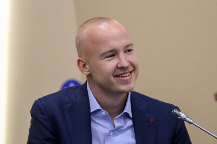Nincs akadály, visszatérhet a botrányos F1-pilóta 2 Nincs akadály, visszatérhet a botrányos F1-pilóta 2
