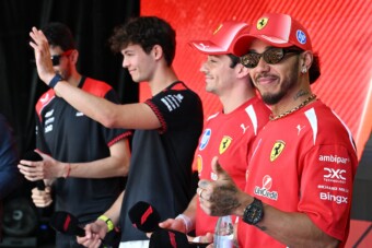 Ártanak a Ferrari-pilótának Hamilton sikerei