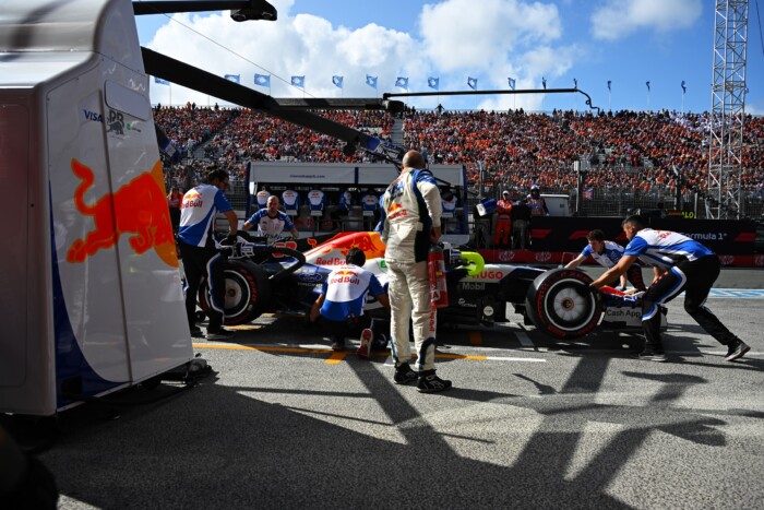 Eső kavarta meg a holland F1-es időmérőt 8 Eső kavarta meg a holland F1-es időmérőt 8