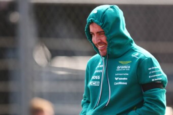Nem győzték a hálálkodást Alonso pontszerzése után
